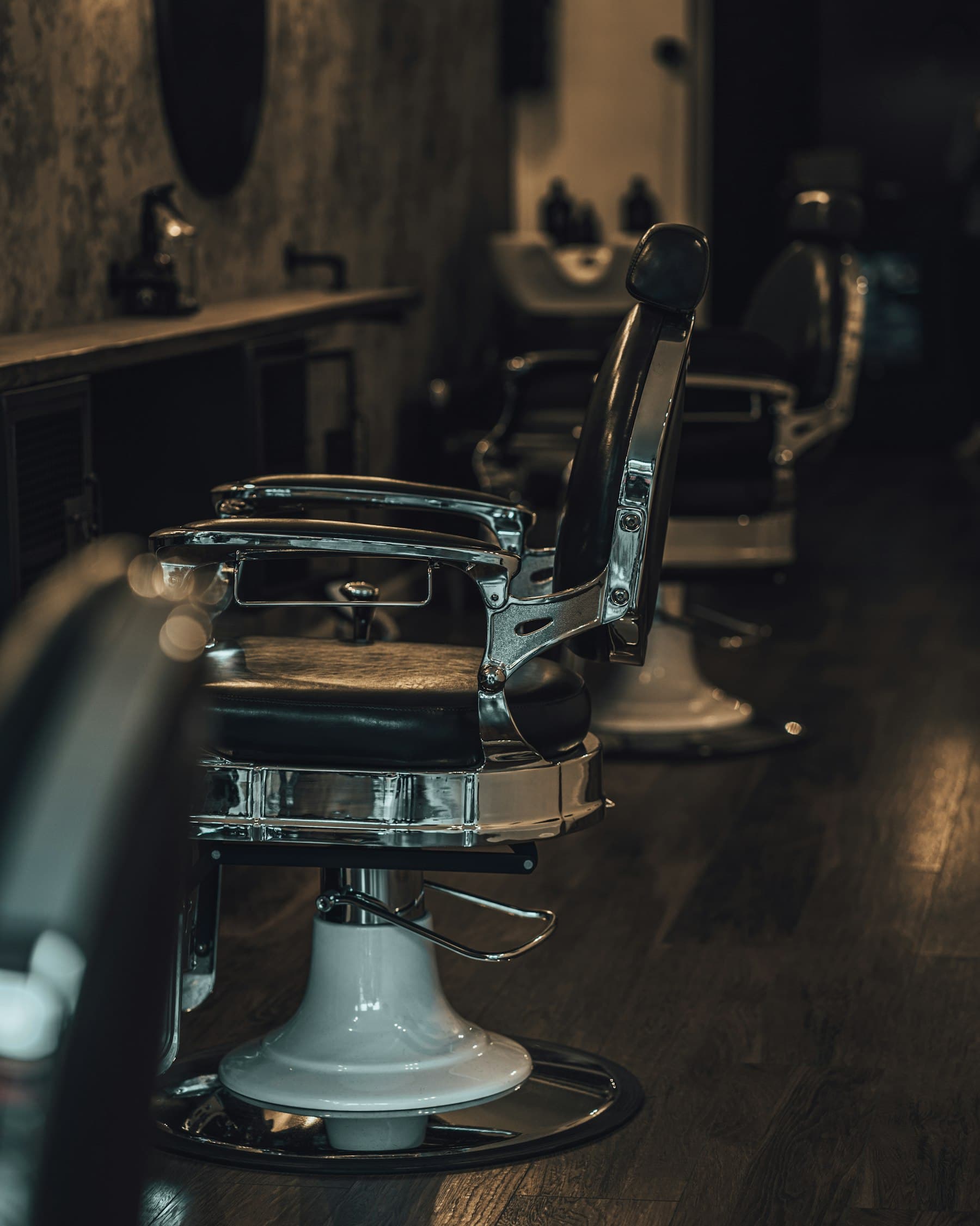 Detalle de un sillón de barbero antiguo